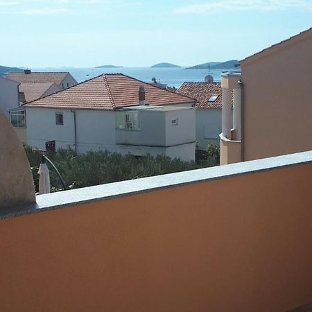 Apartmani Lovrinovic Vodice Zewnętrze zdjęcie